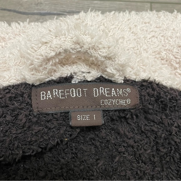 Barefoot Dreams Cozy Chic Two Tone Short Robe Sz 1 Small Style 549. - Picture 9 of 11